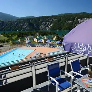 Domaine Residentiel De Plein Air Odalys Les Berges Du Lac Le Lauzet-Ubaye